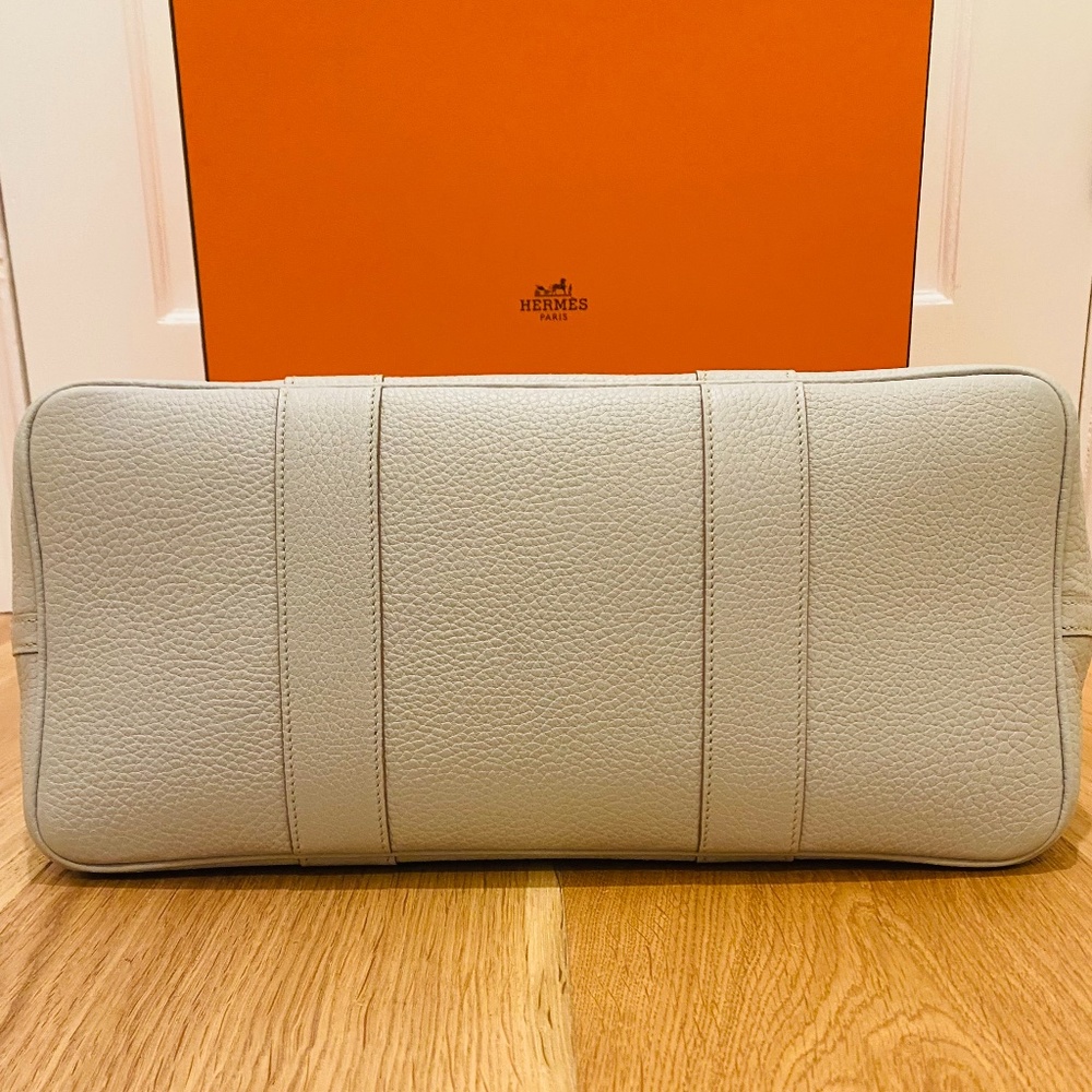 Hermes Light Gray/Cream Leather Tote - Picture 3 of 13